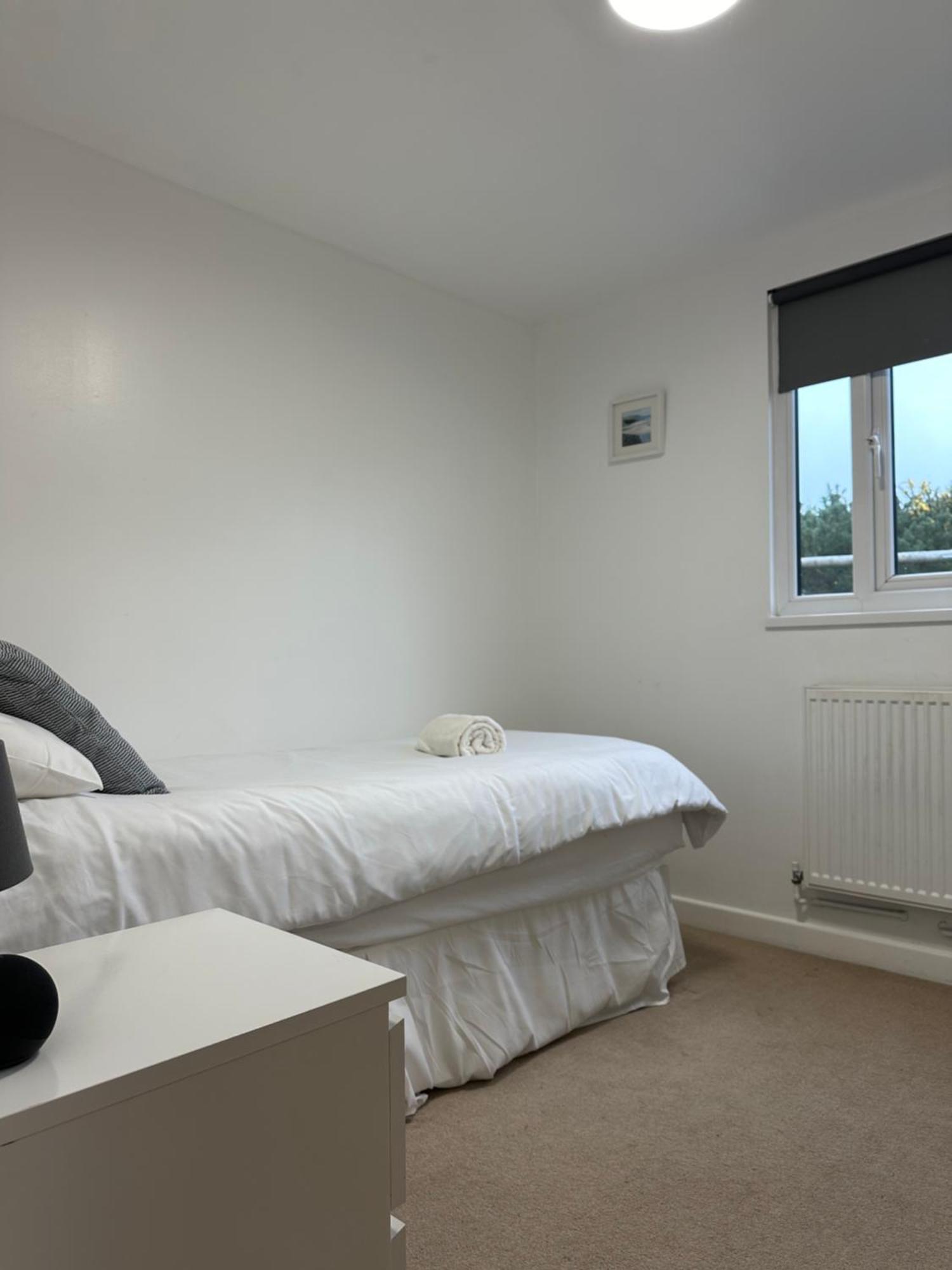 Wheal Prosper- Beautifully Fitted Wooden Lodge Helston Cornwall Esterno foto